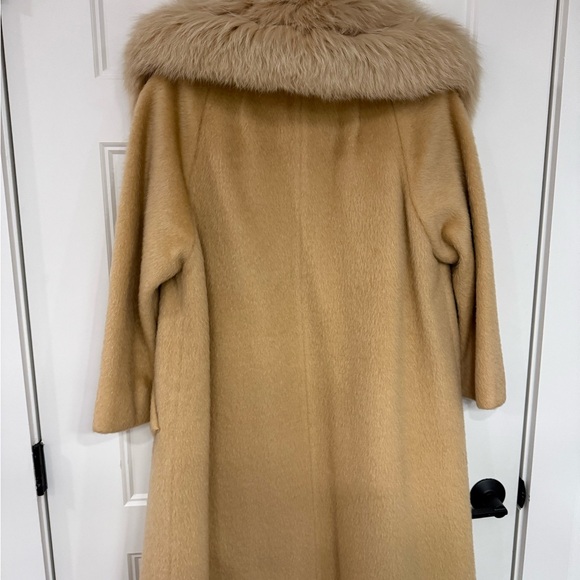 Vintage 1960s Lilli Ann Paris San
Francisco Wool, Fur Collar,
Long Coat - Picture 7 of 10